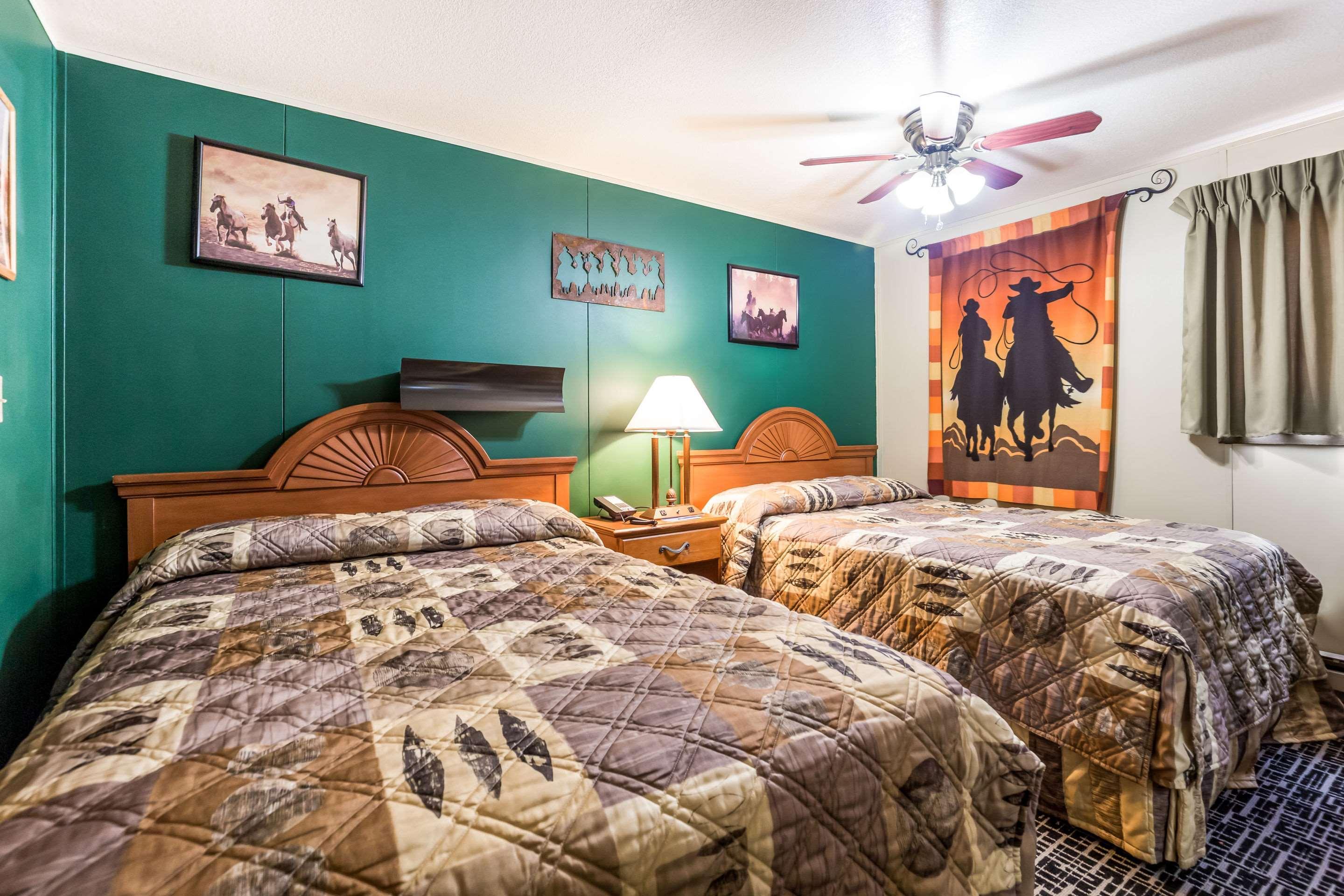 Rodeway Inn & Suites Big Water - Antelope Canyon Bagian luar foto