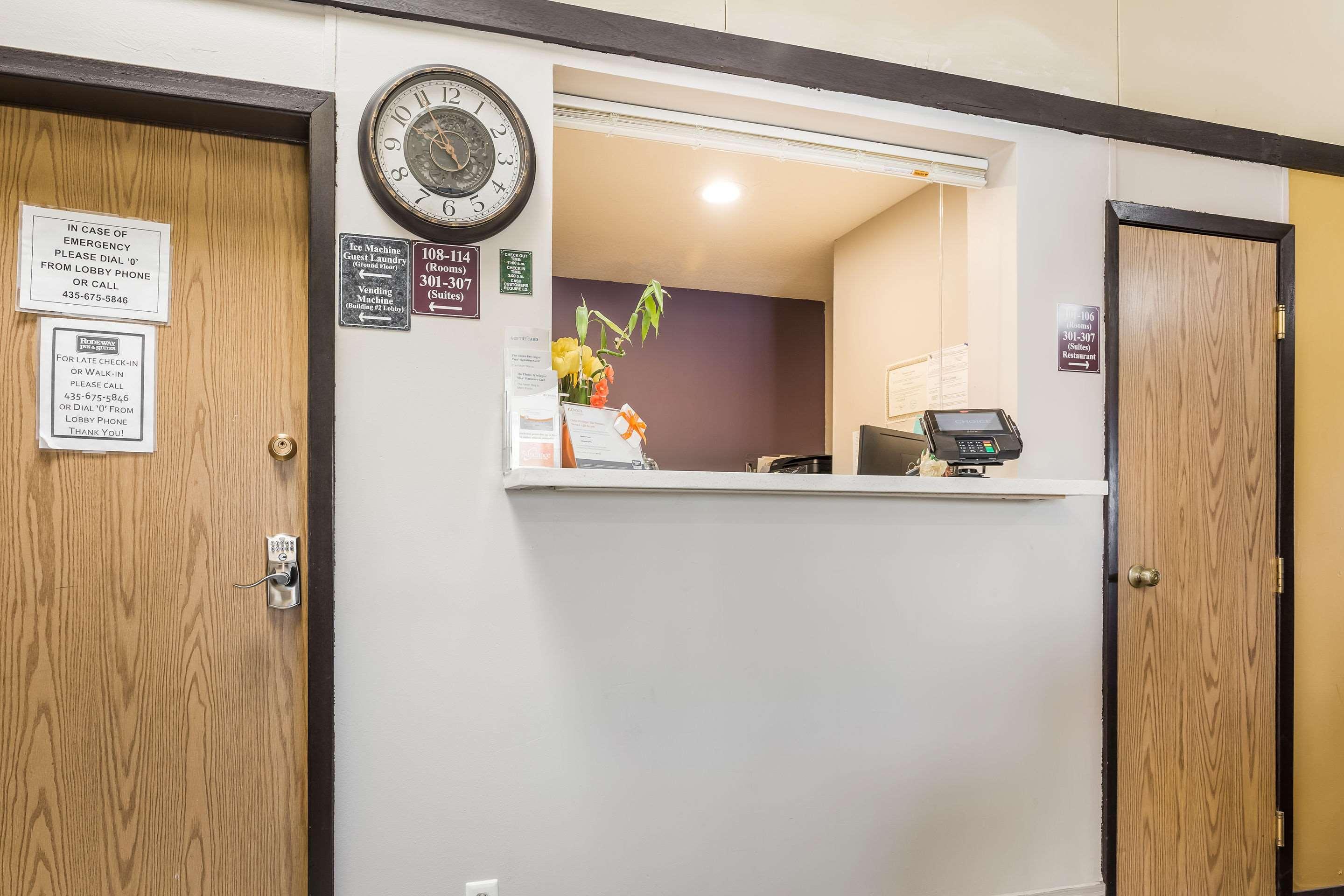 Rodeway Inn & Suites Big Water - Antelope Canyon Bagian luar foto